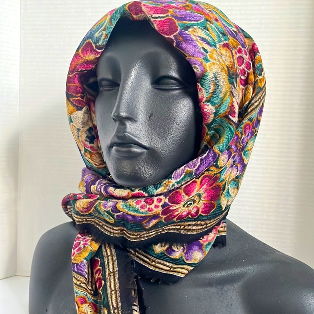 Club7 Echo Women’s Scarf